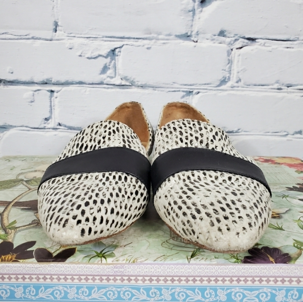 Poppy Barley D'Orsay Flats - Picture 3 of 6